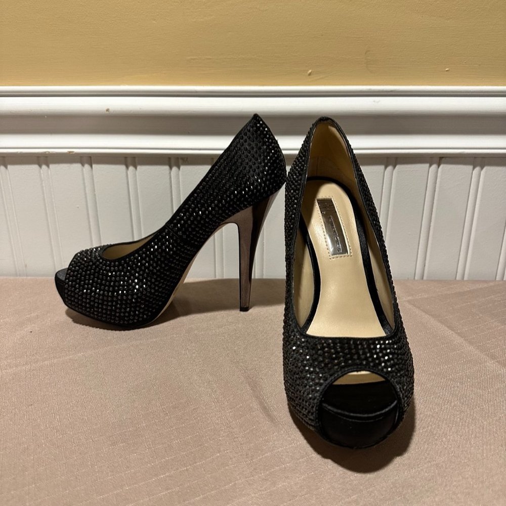 INC International Concepts MAARIE2BLKS Black Studded Heels Open Toe Size 5.5